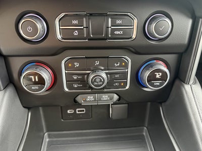 2022 Chevrolet Suburban LS