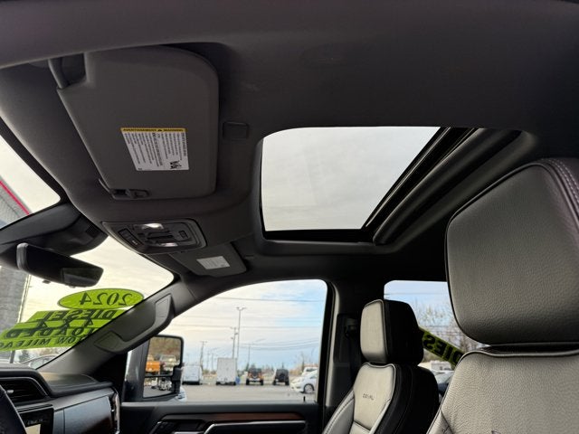 2024 GMC Sierra 2500HD Denali