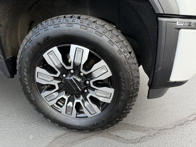 2024 GMC Sierra 2500HD Denali