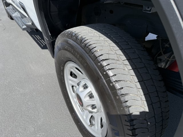 2024 GMC Sierra 2500HD Pro