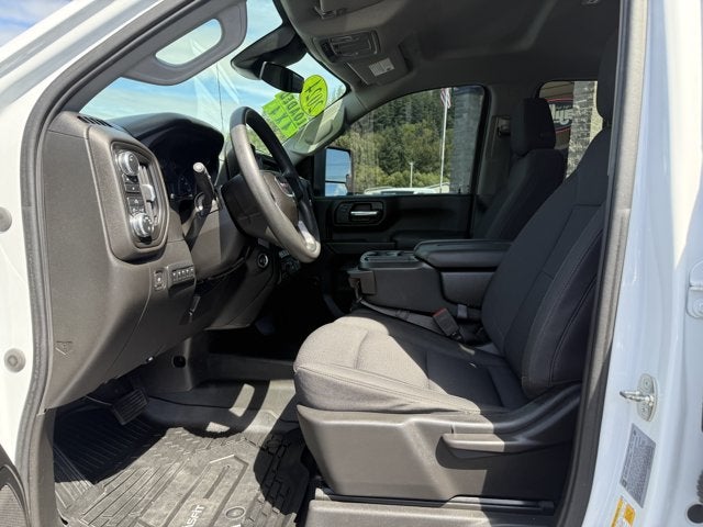 2024 GMC Sierra 2500HD Pro
