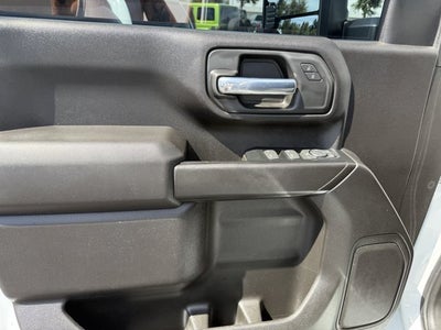 2024 GMC Sierra 2500HD Pro