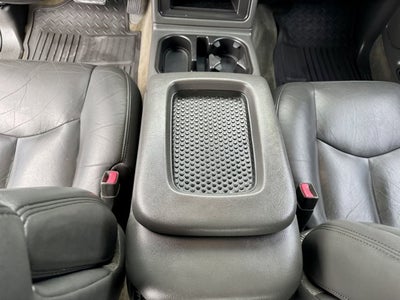 2004 GMC Sierra 2500HD SLT 4WD