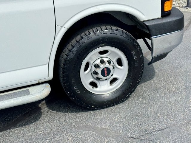 2019 GMC Savana Cargo Van RWD 2500 135"