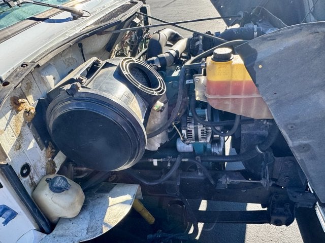 2000 International 4700 DT466 Rollback