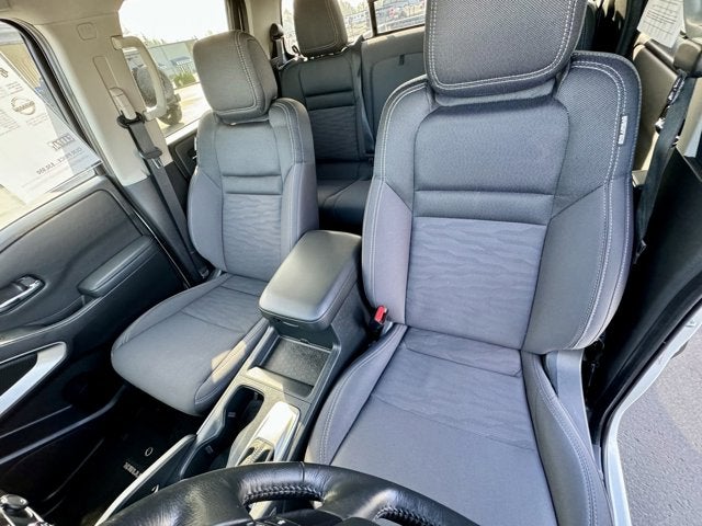 2022 Nissan Frontier SV 4WD