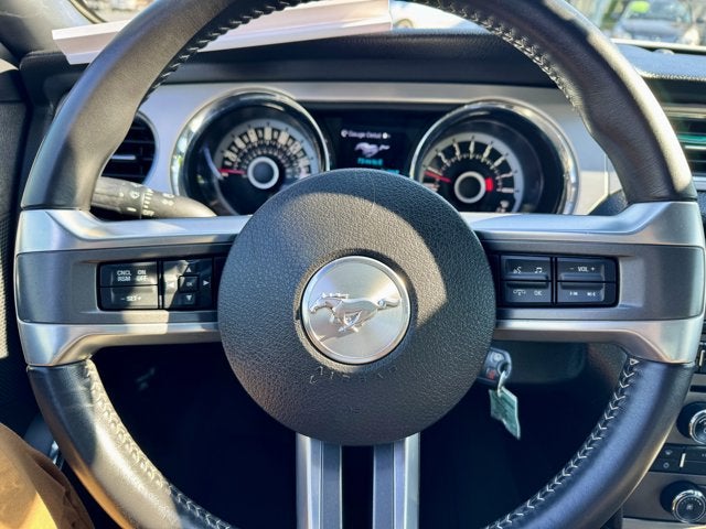 2013 Ford Mustang V6 Premium