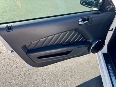 2013 Ford Mustang V6 Premium