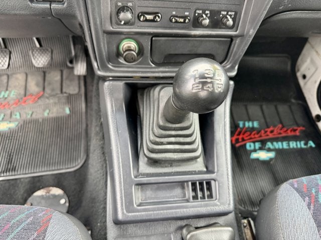 1996 Geo Tracker 4WD Base