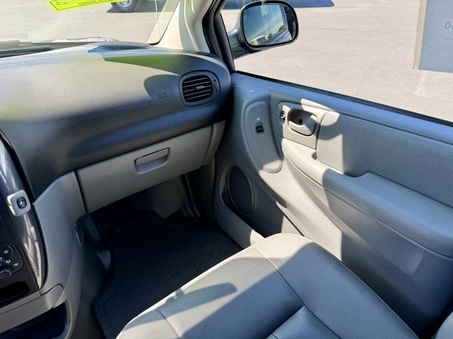 2006 Dodge Grand Caravan SXT Wheelchair