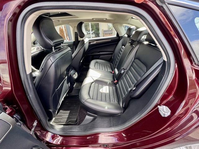 2017 Ford Fusion Energi SE