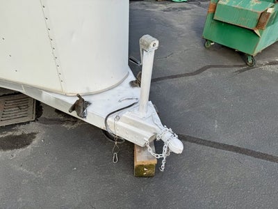 1999 Sooner 3 Horse Slant Horse Trailer