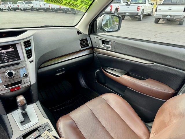 2014 Subaru Outback 2.5i Limited PZEV AWD
