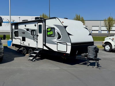 2019 Forest River Vibe Extreme Lite Travel Trailer 28ft