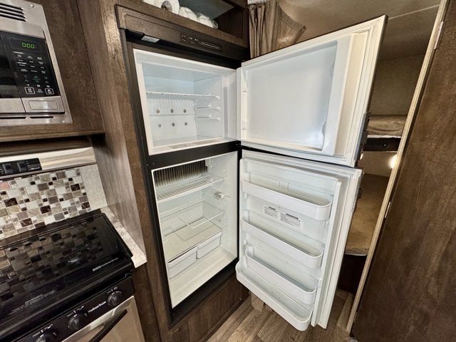 2019 Forest River Vibe Extreme Lite Travel Trailer 28ft