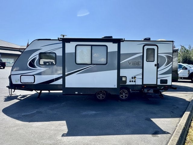 2019 Forest River Vibe Extreme Lite Travel Trailer 28ft