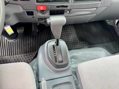 2017 ISUZU BOX VAN NPR