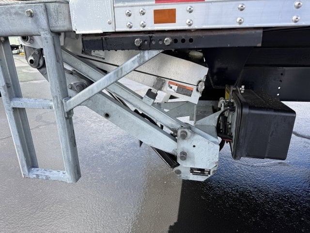2018 ISUZU FTR Box Truck 24ft