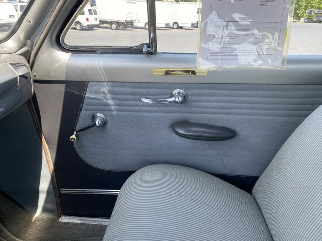 1950 Ford Coupe Custom Base