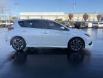 2016 Scion iM 5dr HB CVT (Natl)
