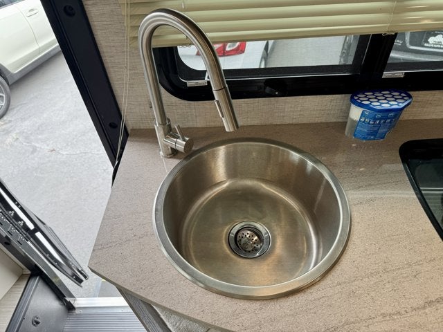 2022 Mercedes-Benz Jayco Motorhome 24ft 3500XD Standard Roof V6 170"