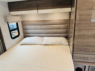 2022 Mercedes-Benz Jayco Motorhome 24ft 3500XD Standard Roof V6 170"