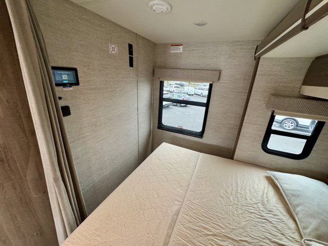 2022 Mercedes-Benz Jayco Motorhome 24ft 3500XD Standard Roof V6 170"