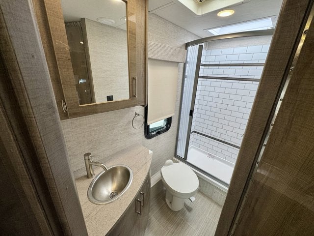 2022 Mercedes-Benz Jayco Motorhome 24ft 3500XD Standard Roof V6 170"