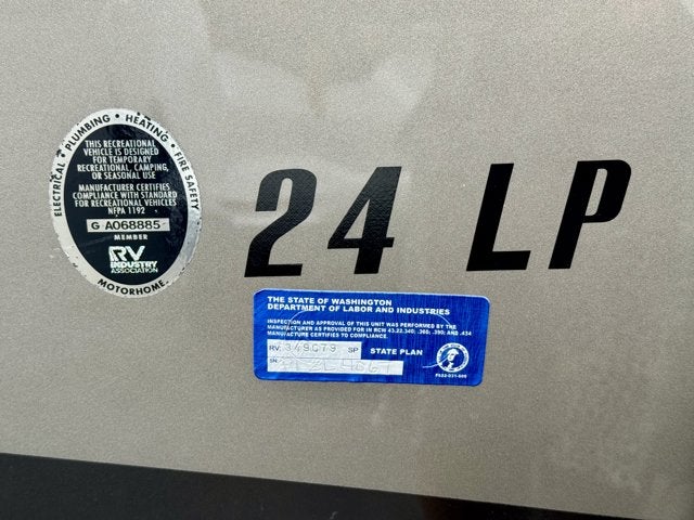 2022 Mercedes-Benz Jayco Motorhome 24ft 3500XD Standard Roof V6 170"